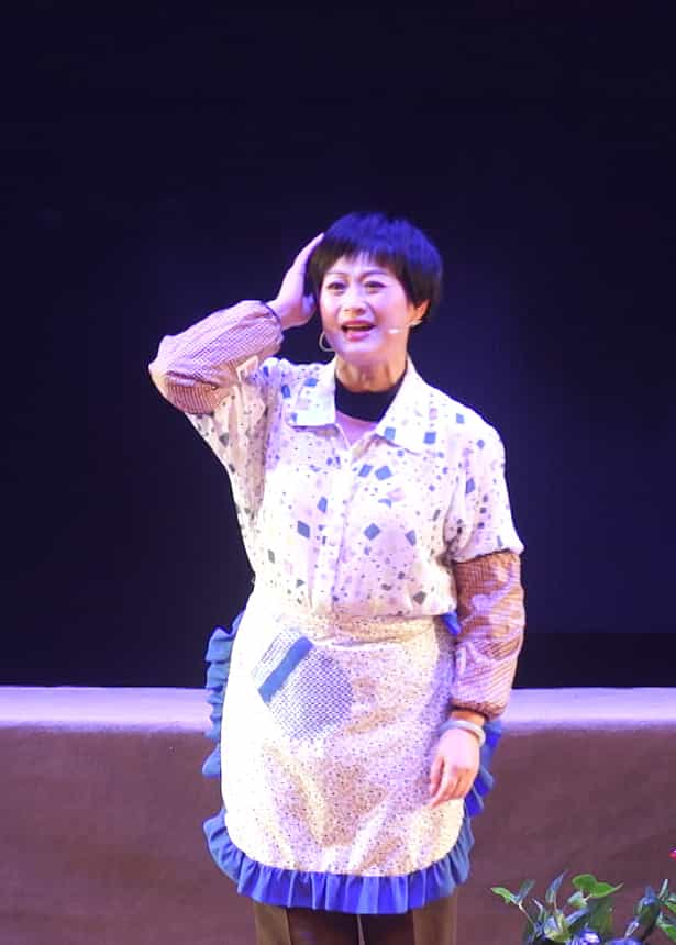 小阿姐看中摇船郎